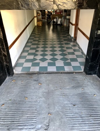 CASA EN VENTA 5 AMBIENTES - 2 PLANTAS - PARRILLA - MUÑIZ, SAN MIGUEL