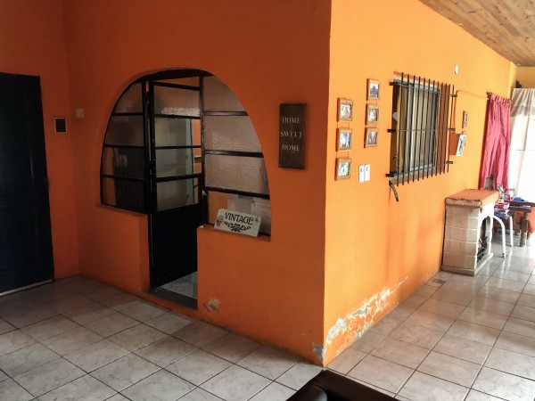 CASA EN VENTA SOBRE AV. ALTUBE - 6 AMBIENTES - OPORTUNIDAD - ESCUCHA OFERTAS - Jose C. Paz