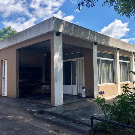 ¡Hermoso Triplex en complejo Las Marias!