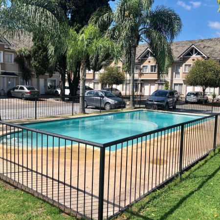 ¡Hermoso Triplex en complejo Las Marias!