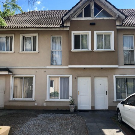 ¡Hermoso Triplex en complejo Las Marias!