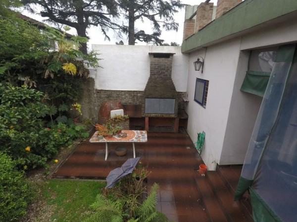 CASA DE 5 AMBIENTES EN SAN MIGUEL. 