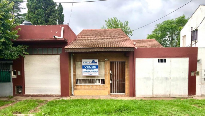 CASA 4 AMBIENTES CON LOCAL