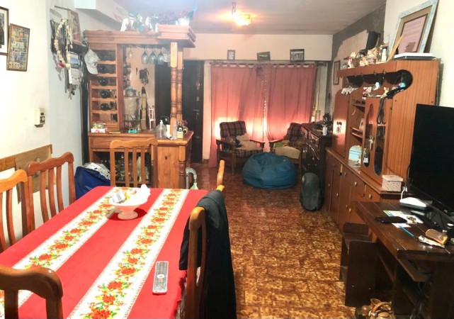 CASA 4 AMBIENTES CON LOCAL