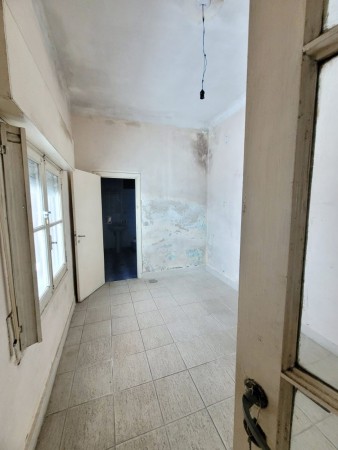 CASA 4 AMBIENTES EN MUÑIZ, CON EXCELENTE UBICACION. 