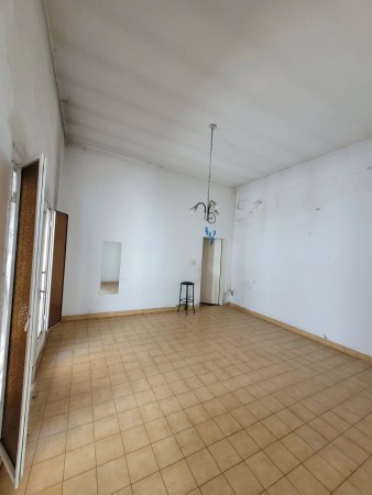 CASA 4 AMBIENTES EN MUÑIZ, CON EXCELENTE UBICACION. 