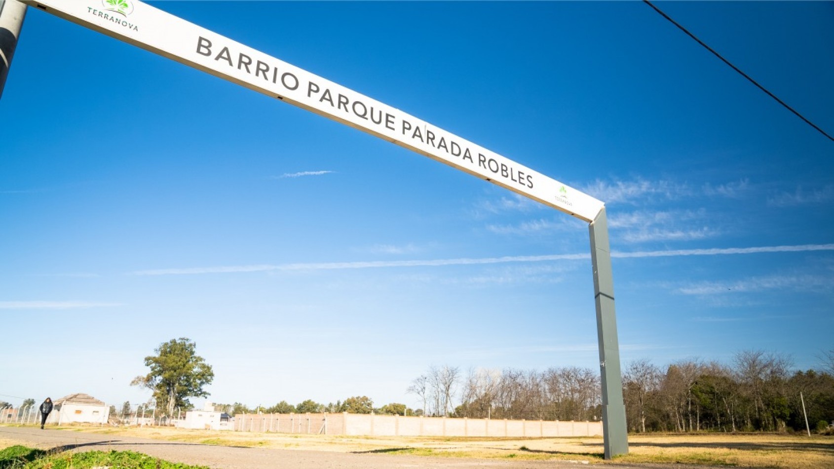 LOTES - "BARRIO PARQUE LOS ROBLES" - PARADA ROBLES, EXALTACION DE LA CRUZ