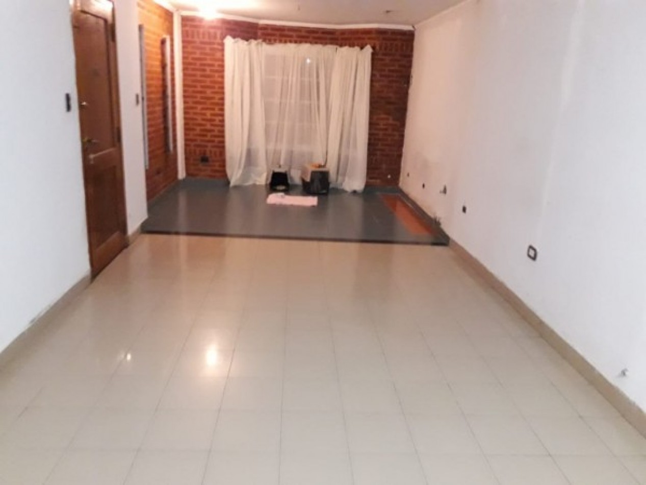 Chalet en Venta - 3 ambientes - Los Polvorines, Malvinas Argentinas