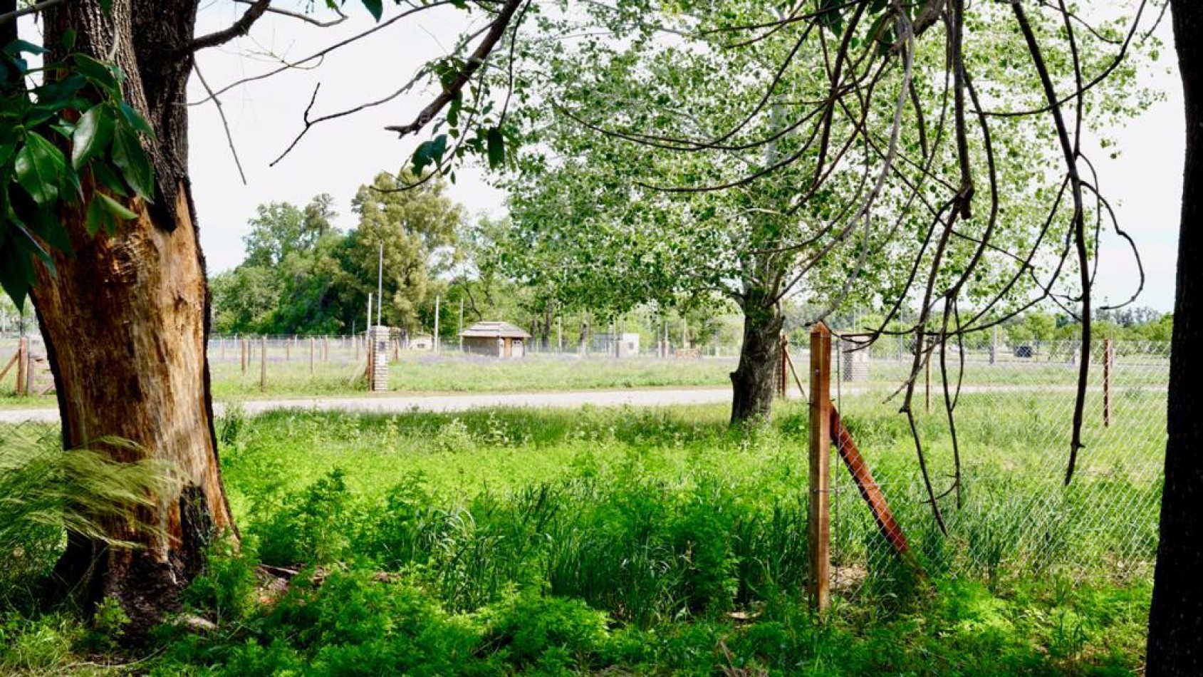 LOTES EN BARRIO SEMI CERRADO LOMAS DE MANZANARES - PARTIDO DE PILAR - ESCRITURACION INMEDIATA