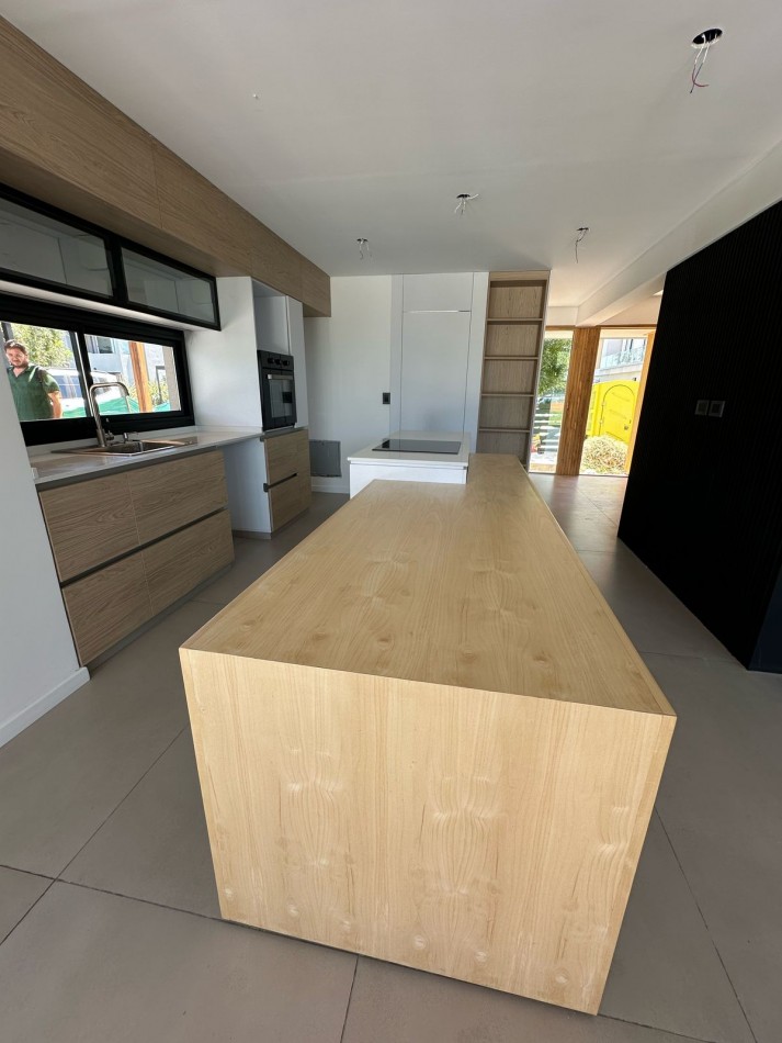 VENTA CASA LAGOON, 4 AMBIENTES - VILLA ROSA, PILAR