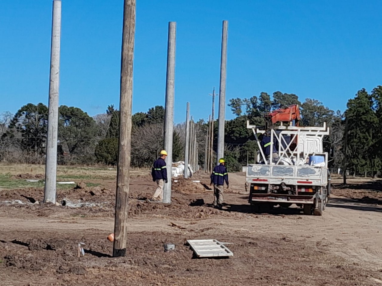 LOTE EN BARRIO ALTOS EL OMBU - LOS CARDALES - PARTIDO DE EXALTACION DE LA CRUZ