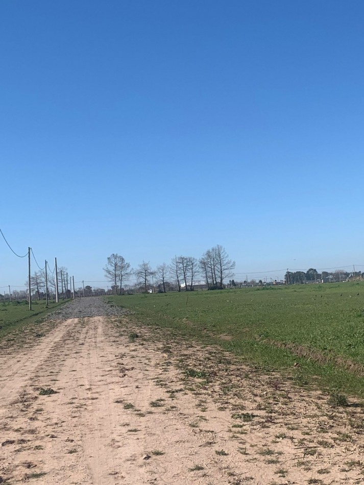 Lotes en Barrio Semicerrado El Solar - Mariano Acosta - Partido de Merlo