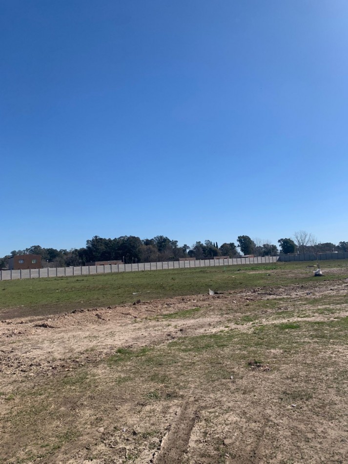 Lotes en Barrio Semicerrado Cactus - Mariano Acosta - Partido de Merlo