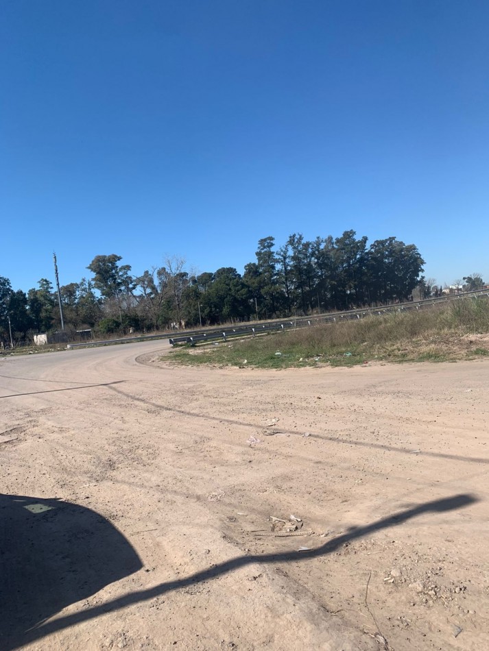 Lotes en Barrio Semicerrado Cactus - Mariano Acosta - Partido de Merlo