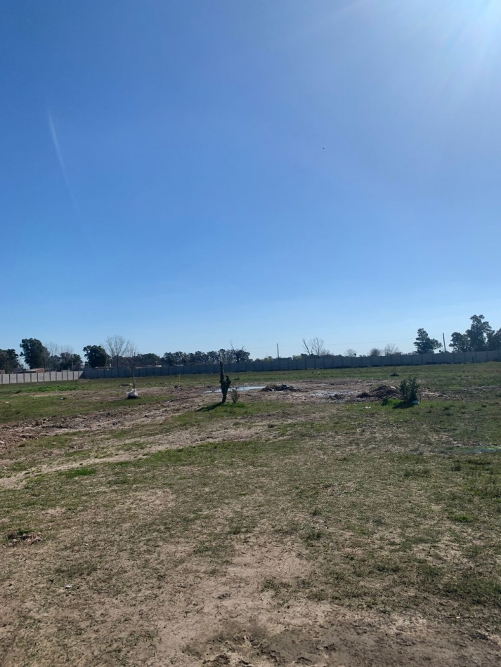 Lotes en Barrio Semicerrado Cactus - Mariano Acosta - Partido de Merlo