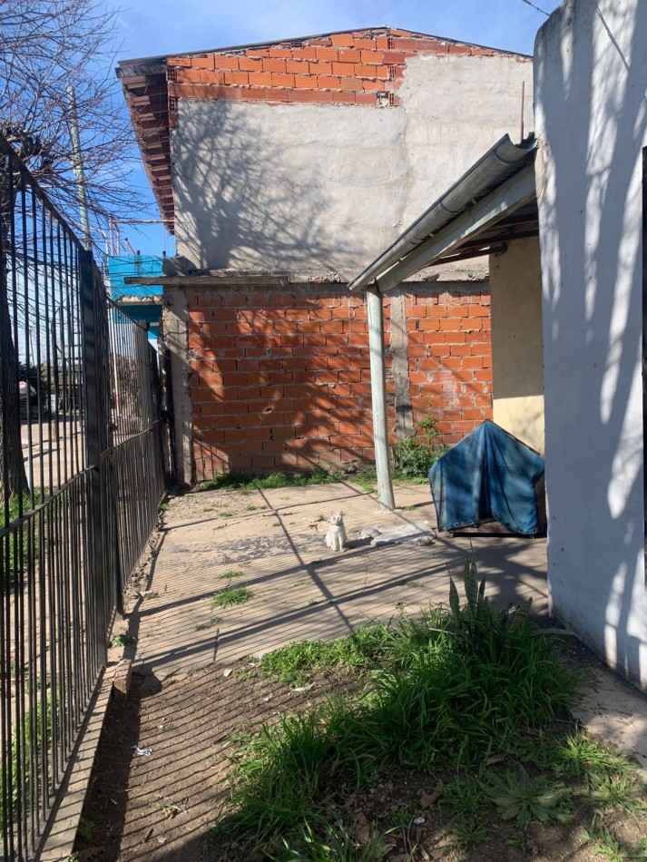 CASA TRES AMBIENTES EN VENTA EN JOSE C PAZ