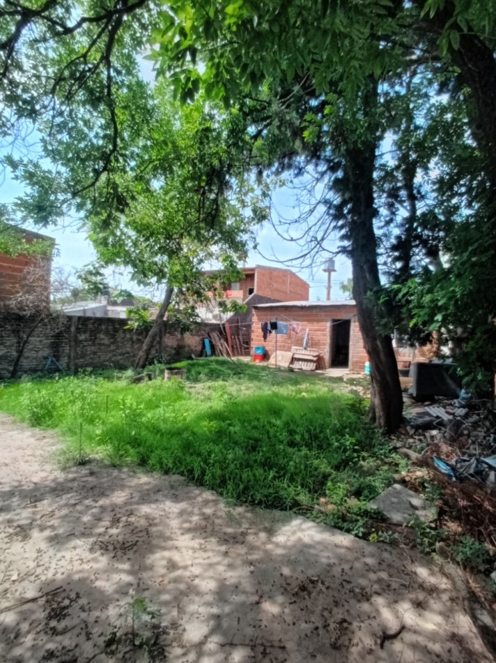 CASA EN VENTA 6 AMB EN CUARTEL V, MORENO