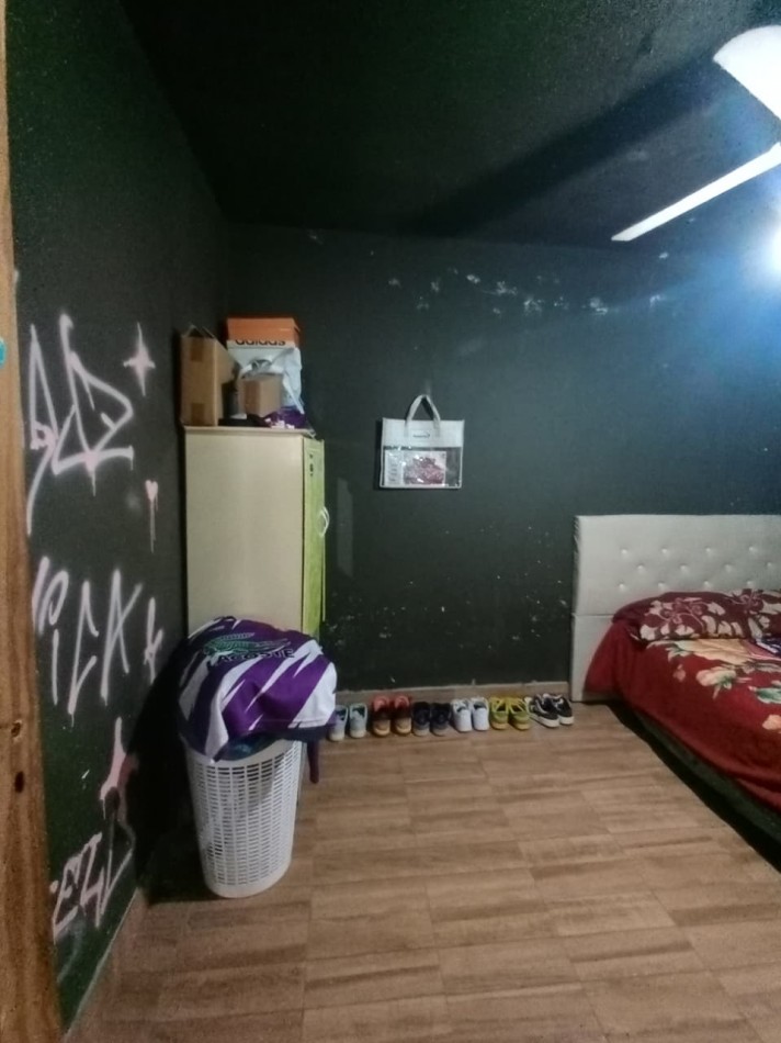 CASA EN VENTA 6 AMB EN CUARTEL V, MORENO