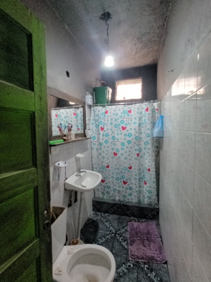 CASA EN VENTA 6 AMB EN CUARTEL V, MORENO