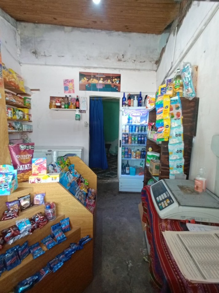 CASA EN VENTA 6 AMB EN CUARTEL V, MORENO