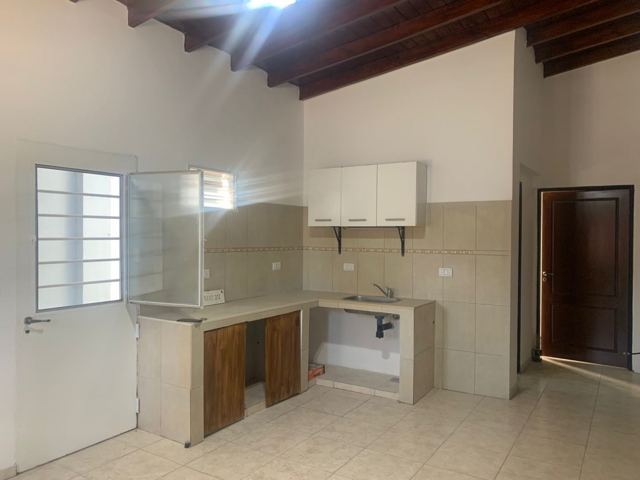 DEPARTAMENTO EN ALQUILER - 2 AMBIENTES - PILAR CENTRO