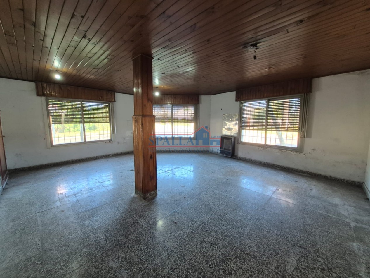VENTA CASA 4 AMBIENTES MAS DEPARTAMENTO PILAR CENTRO