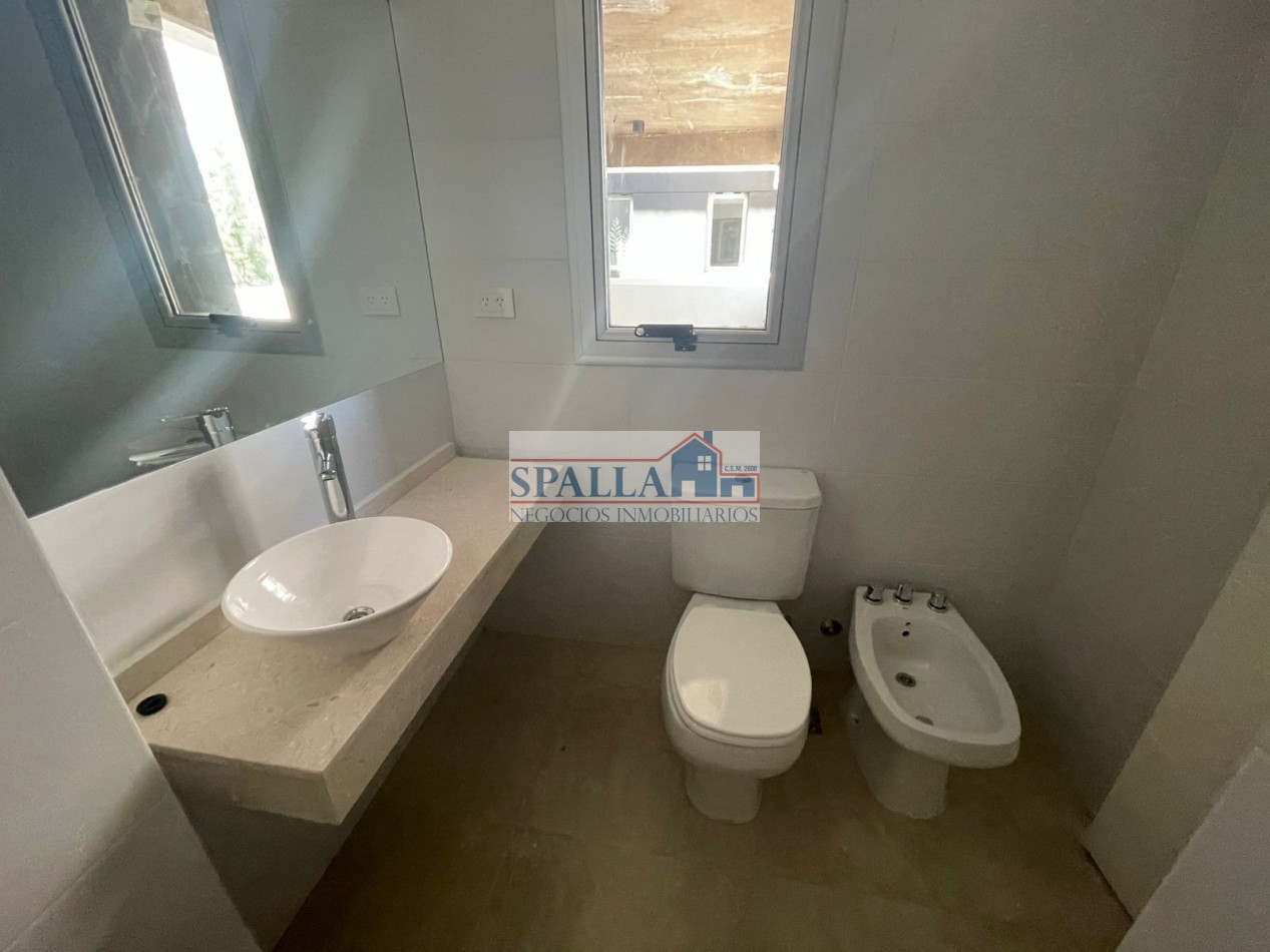 VENTA MONOAMBIENTE EDIFICIO TEMPO ESCOBAR CENTRO CON RENTA