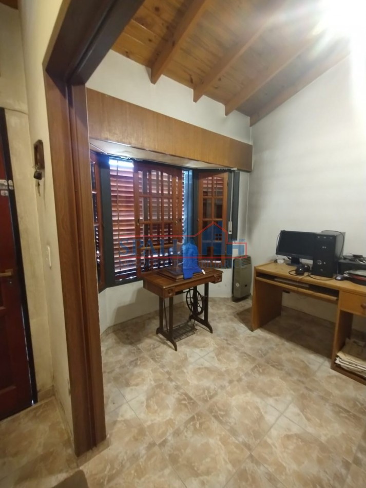 VENTA CASA 6 AMBIENTES BARRIO LA LONJA A METROS DE RUTA 8 PILAR
