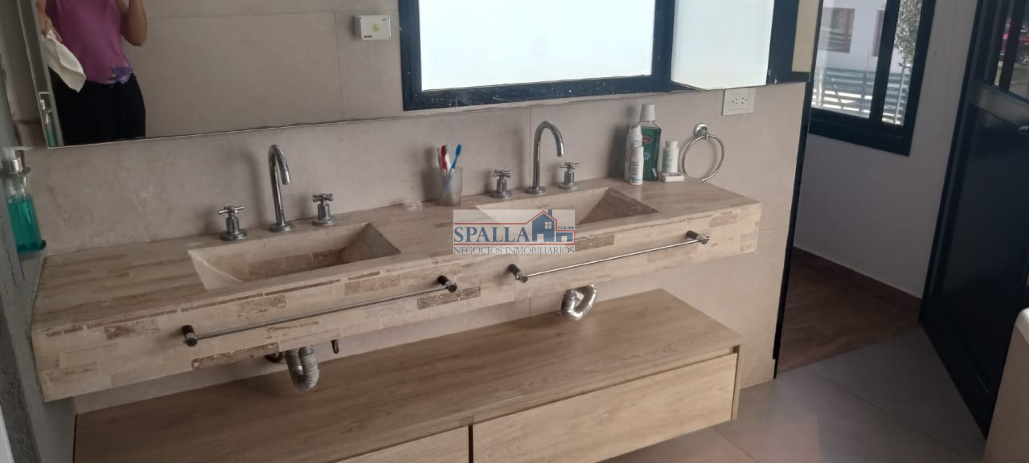 VENTA CASA 4 AMBIENTES EN BARRIO CERRADO LAGOON PILAR