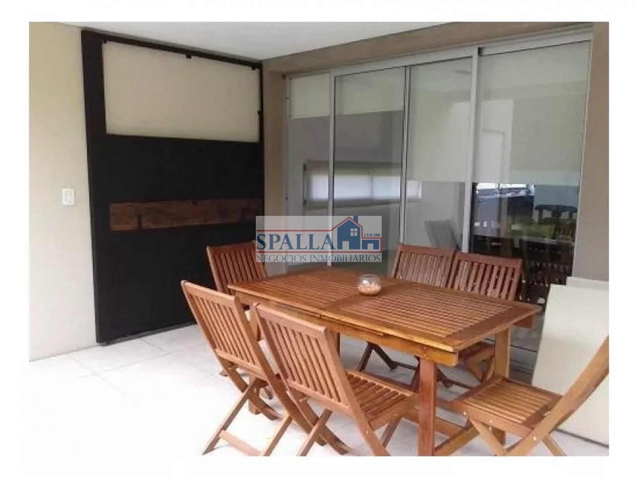 VENTA CASA SAUSALITO 5 AMBIENTES - PILAR