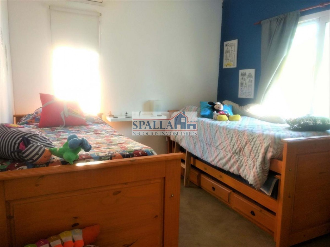 VENTA CASA 4 AMBIENTES EN BARRIO LAS ORQUIDEAS EN PILAR