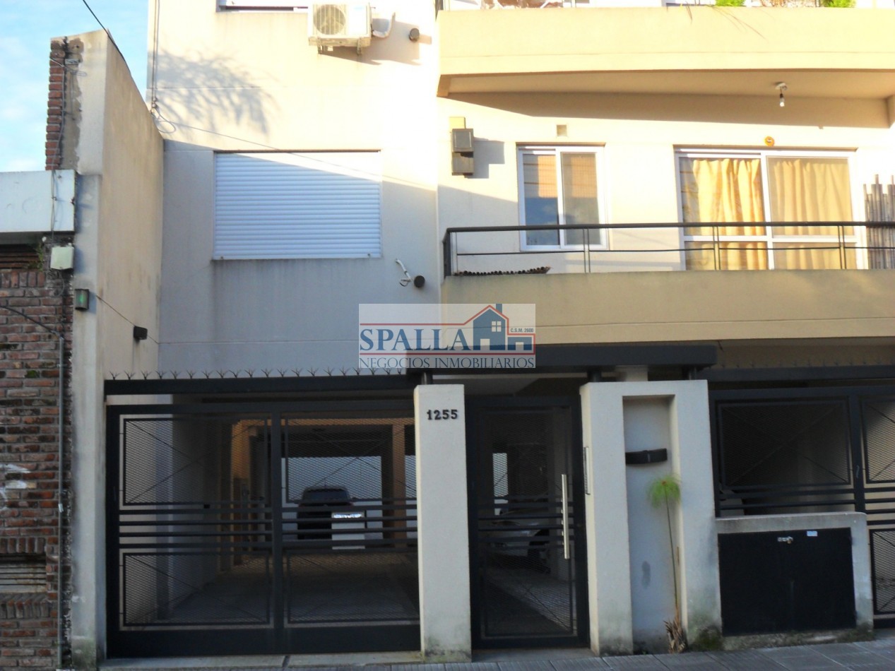 VENTA COCHERA DESCUBIERTA DE 16 M2 EN SAN ISIDRO