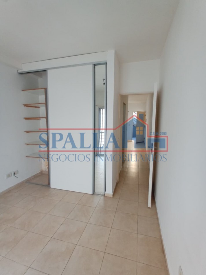 ALQUILER DE  DEPARTAMENTO DOS AMBIENTES CON COHERA CUBIERTA , EXCELENTE UBICACION EN SAN MIGUEL