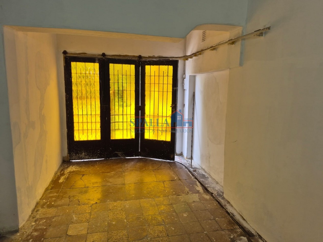 ALQUILER CASA TRES AMBIENTES CERCANA A PILAR CENTRO CON GARAGE - USO RESIDENCIAL O COMERCIAL