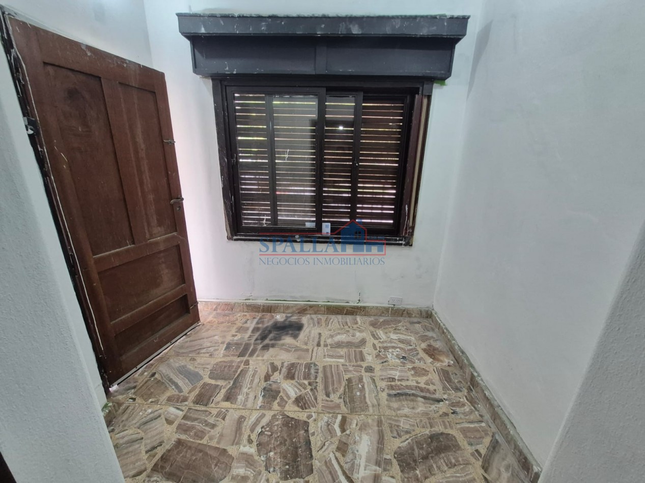 ALQUILER CASA TRES AMBIENTES CERCANA A PILAR CENTRO CON GARAGE - USO RESIDENCIAL O COMERCIAL