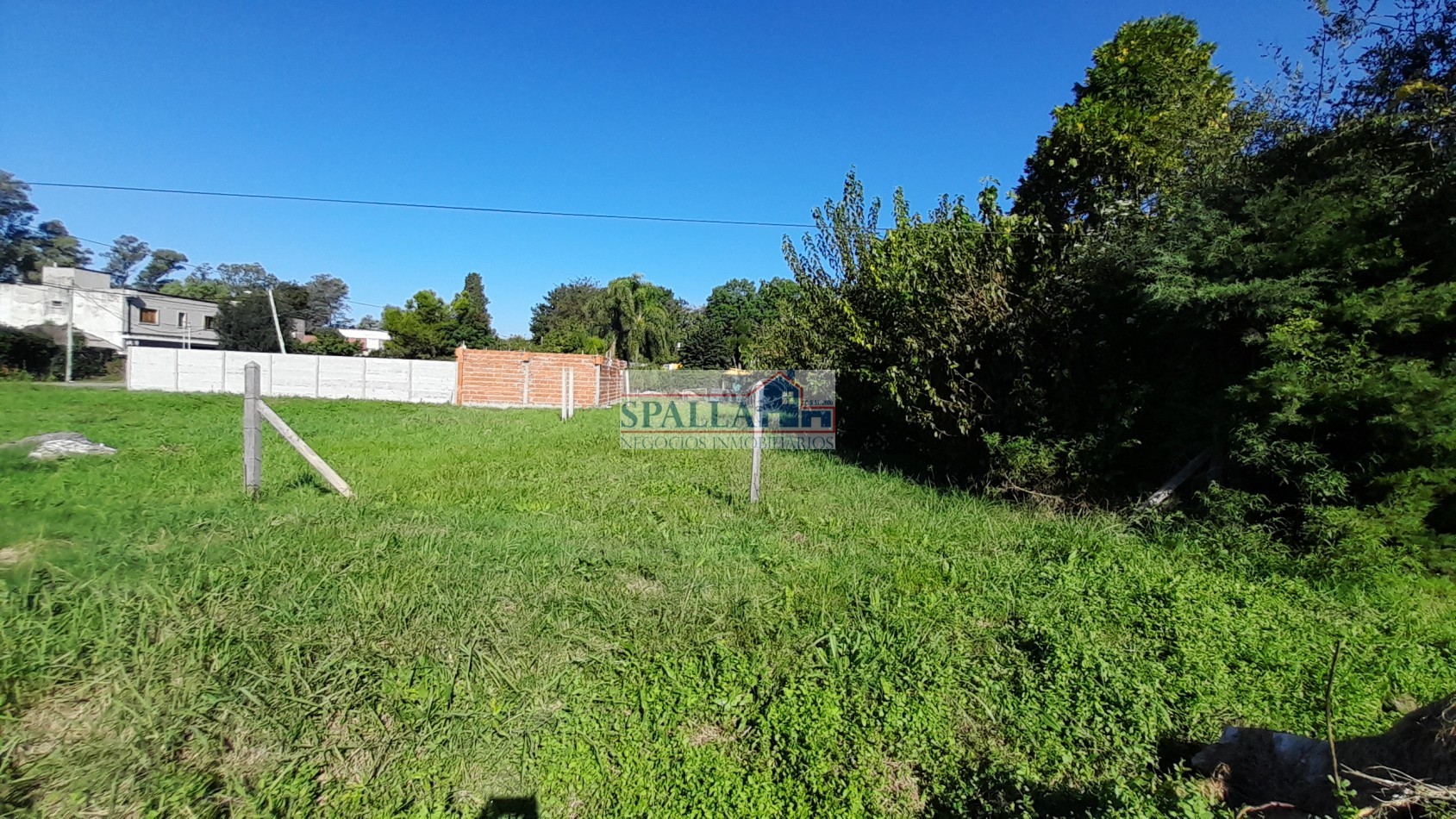 VENTA LOTE EN CENTRO DE MANZANARES, A METROS DE LA ESTACION DE TRENES Y ZONA COMERCIAL - APTO CREDITO