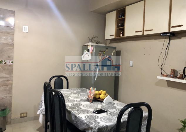 MAGNIFICA CASA 5 AMBIENTES EN VENTA - Jose C. Paz