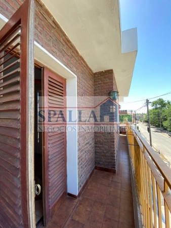 HERMOSA CASA EN VENTA 5 AMBIENTES CON LOCAL - Jose C. Paz