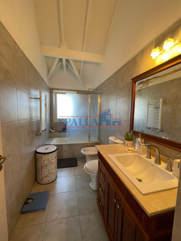 VENTA CASA 6 AMBIENTES CLUB DE CAMPO PUEYRREDON PILAR - OPORTUNIDAD