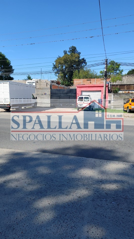 Excelente Galpon - Deposito de 560m2 a la venta, sobre lote de 720m2. Presidente Derqui - Pilar