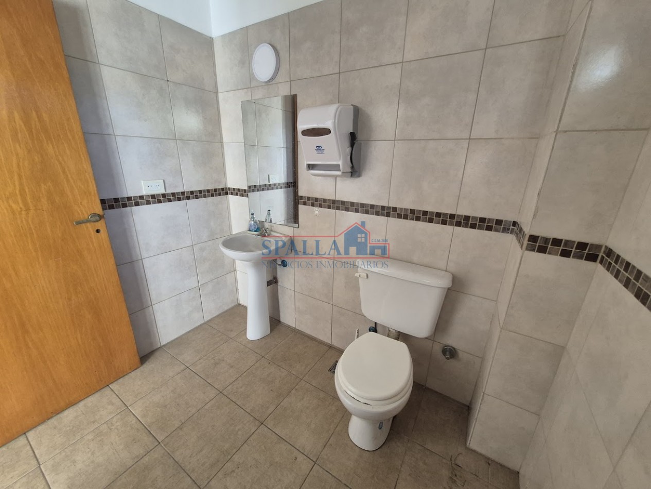 ALQUILER LOCAL SOBRE PANAMERICANA RAMAL PILAR KM 52 