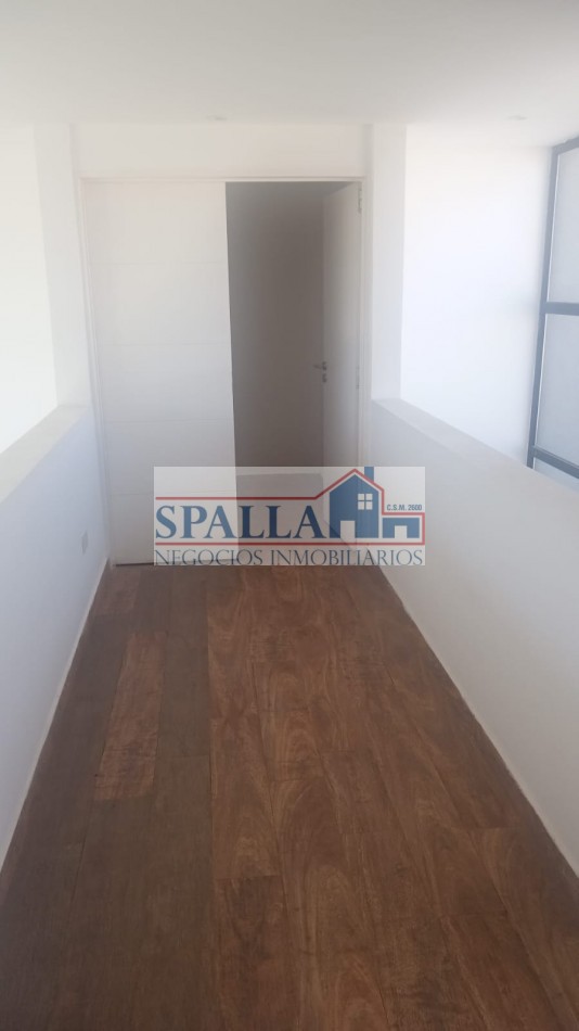 VENTA CASA 4 AMBIENTES EN BARRIO CERRADO LAGOON PILAR