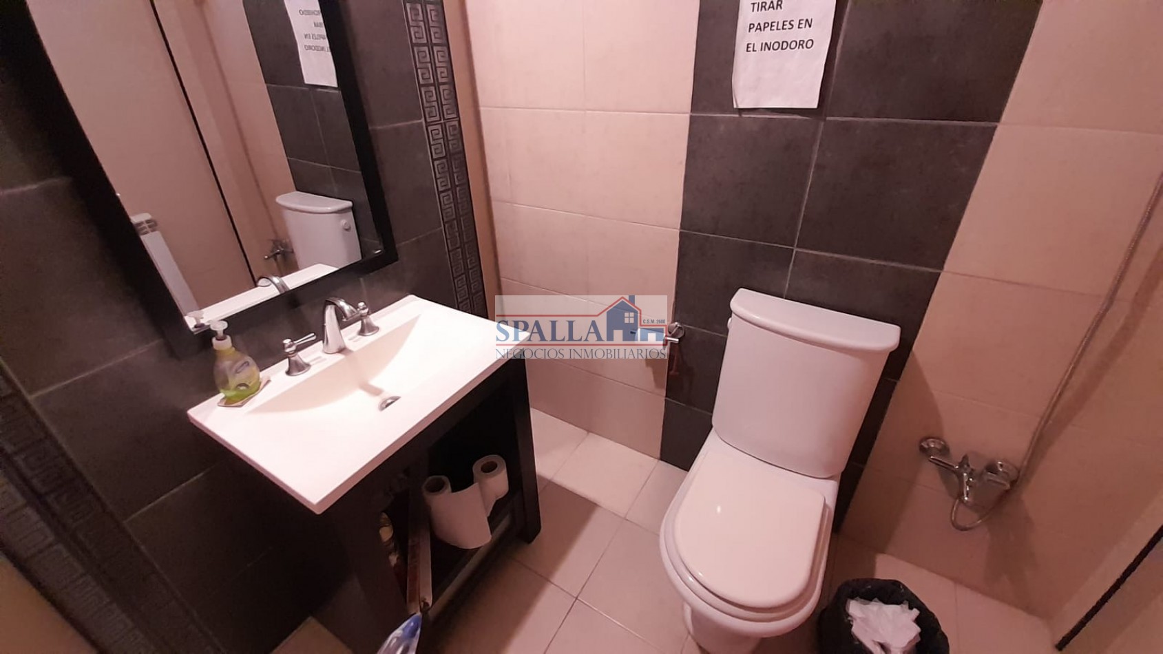 ALQUILER OFICINAS - PLANTA BAJA IDEAL CONSULTORIOS / CALL CENTER O SIMILARES - PANAMERICANA Y GUIDO - PILAR