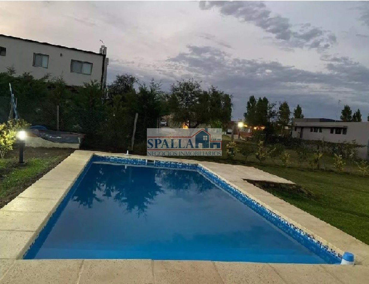 VENTA CASA 4 AMBIENTES BARRIO SAN ALFONSO PILAR DEL ESTE CON RENTA