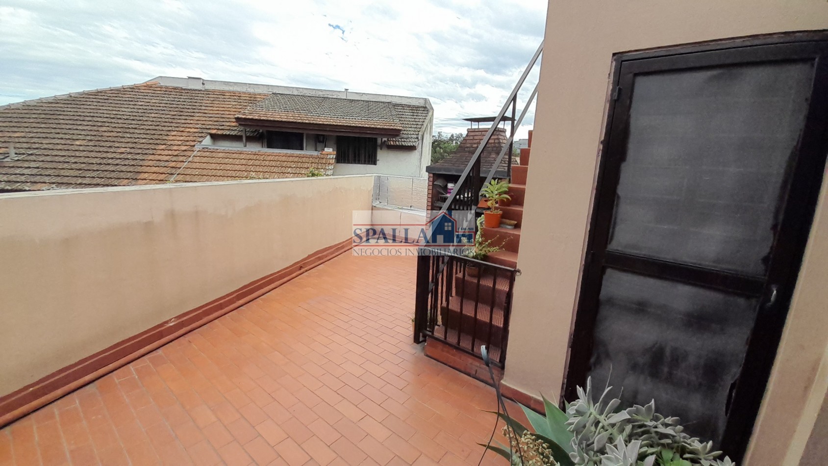 VENTA LOCAL COMERCIAL CON RENTA EXCELENTE UBICACION EN PACHECO APTO CREDITO