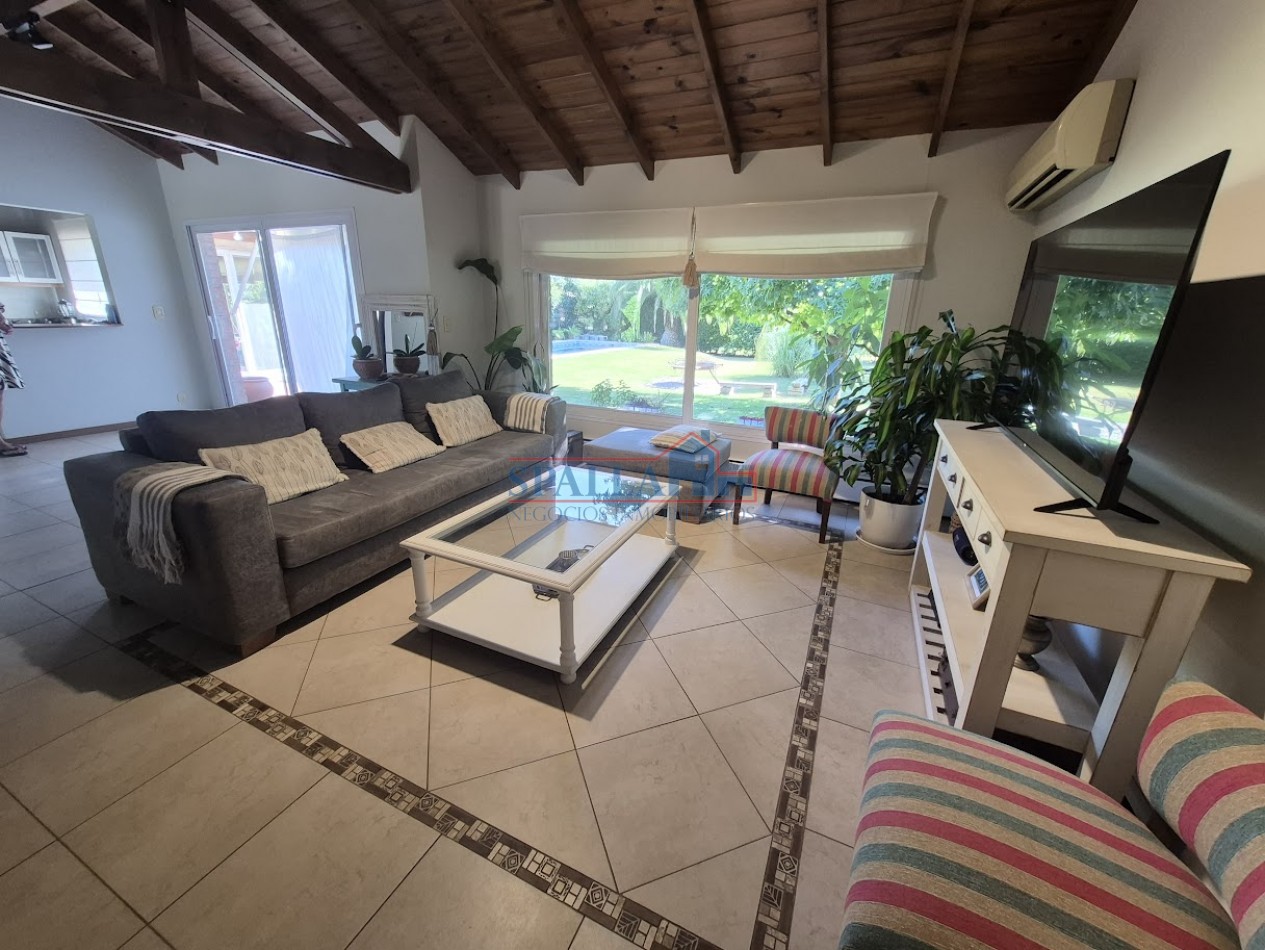 VENTA CASA 3 AMBIENTES EN LOMAS DE FATIMA MANZANARES PILAR