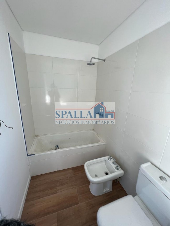 CASA EN VENTA SAN SEBASTIAN A ESTRENAR AREA 1 CON RENTA