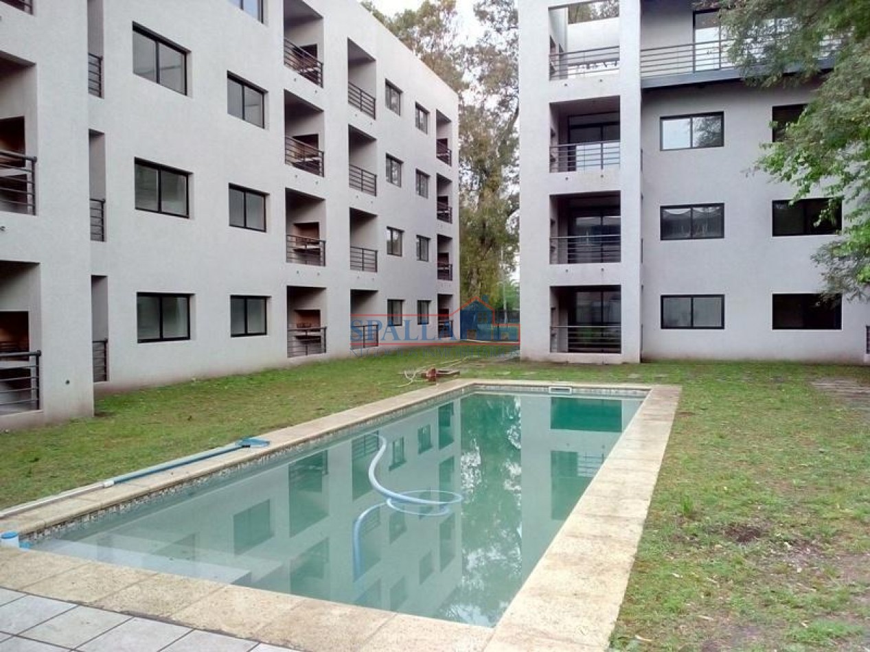 VENTA DEPARTAMENTO DOS AMBIENTES PLANTA BAJA EQUUS PILAR