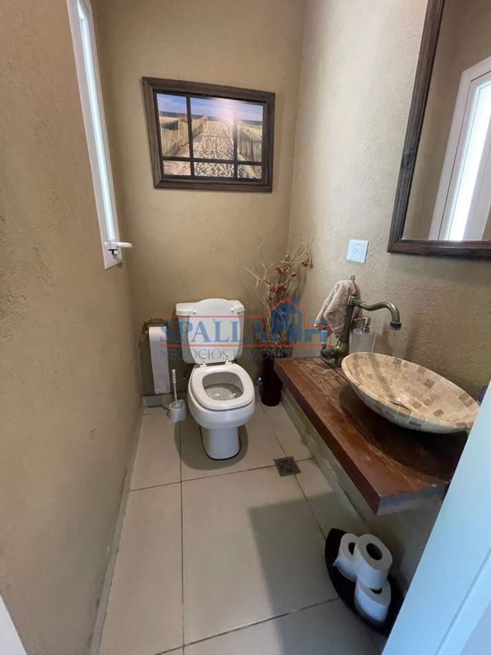 VENTA CASA 4 AMBIENTES BARRIO LAS ORQUIDEAS PILAR