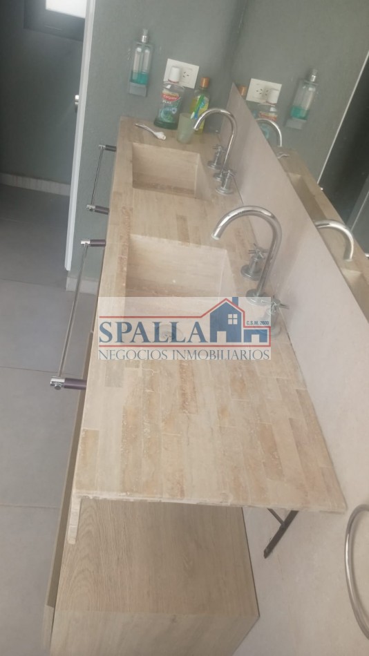 VENTA CASA 4 AMBIENTES EN BARRIO CERRADO LAGOON PILAR